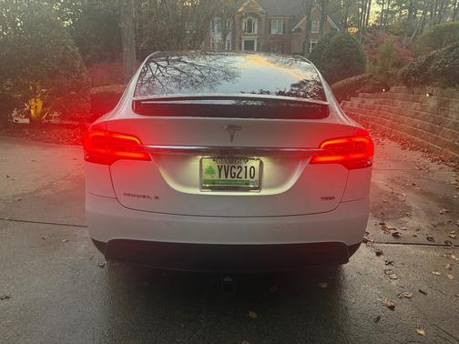 2018 Tesla Model X 75D