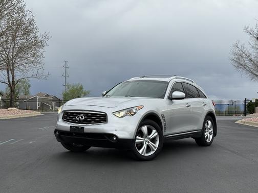 2011 INFINITI FX35 Base