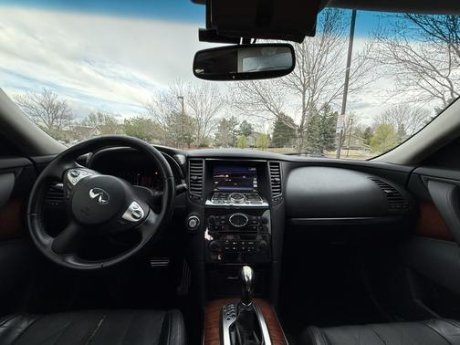 2011 INFINITI FX35 Base