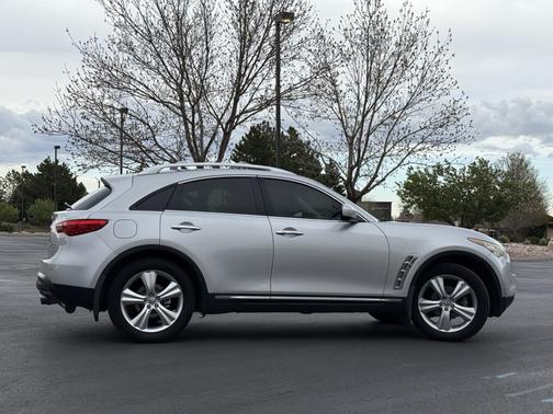 2011 INFINITI FX35 Base