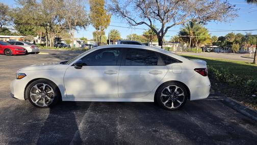 2025 Honda Civic Hybrid Sport Touring