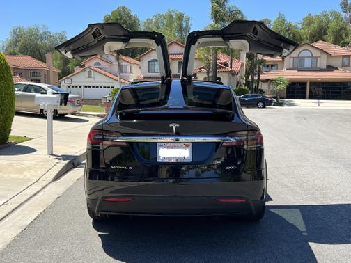 Photo 5 of 14 of 2018 Tesla Model X 100D
