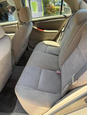 Beige 2005 Toyota Corolla LE
