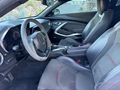 Black 2019 Chevrolet Camaro ZL1