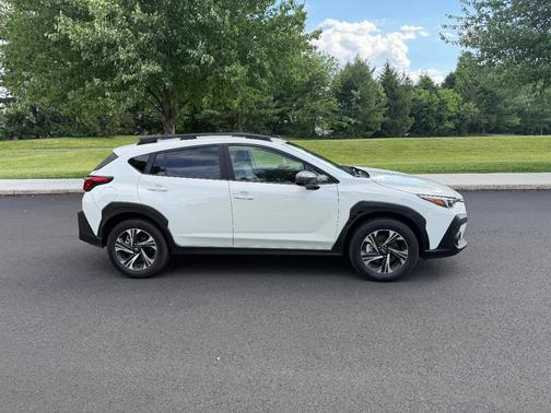 White 2024 Subaru Crosstrek Premium