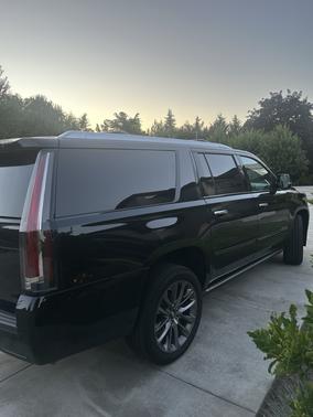 2019 Cadillac Escalade ESV Platinum