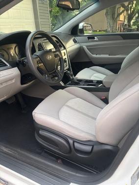 2016 Hyundai SONATA Hybrid SE