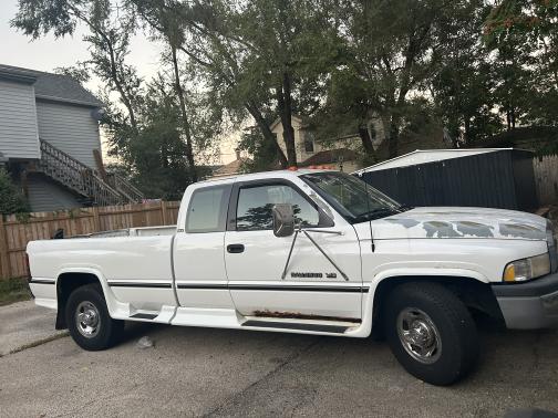 1996 Dodge Ram 2500 ST