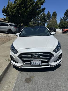 2018 Hyundai SONATA Hybrid Limited