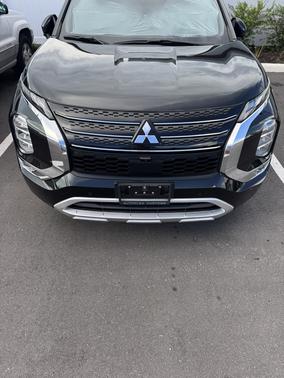 Black 2022 Mitsubishi Outlander SEL