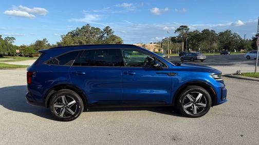 2021 Kia Sorento S