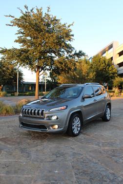 2017 Jeep Cherokee Overland