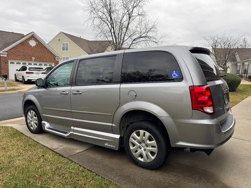 2016 Dodge Grand Caravan AVP/SE