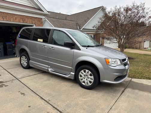 2016 Dodge Grand Caravan AVP/SE