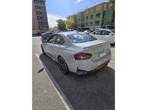 2022 BMW 230 i
