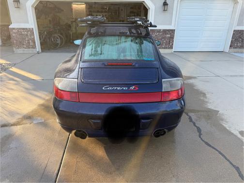 2004 Porsche 911 Carrera 4S