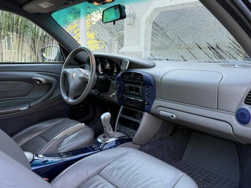 2004 Porsche 911 Carrera 4S