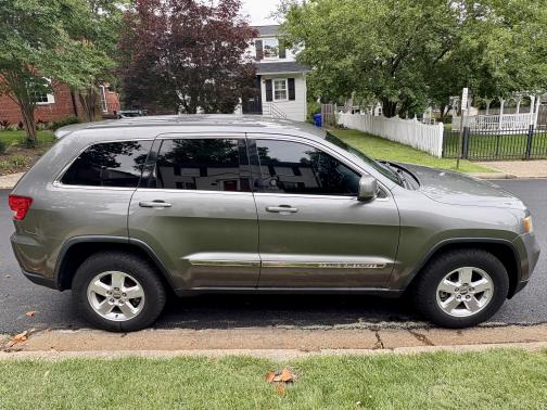 2012 Jeep Grand Cherokee Laredo