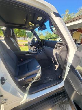 White 2024 Lexus GX 550 Overtrail