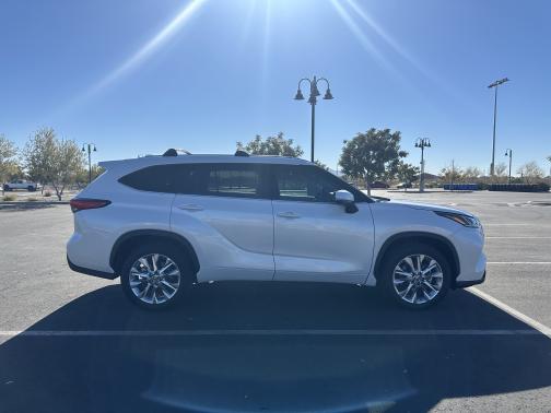 2023 Toyota Highlander Limited