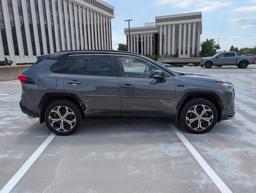 2022 Toyota RAV4 Prime XSE
