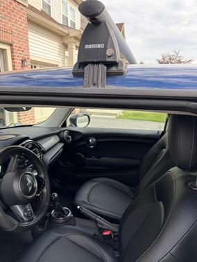 Blue 2014 MINI Hardtop Cooper