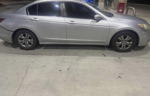 Silver 2011 Honda Accord SE