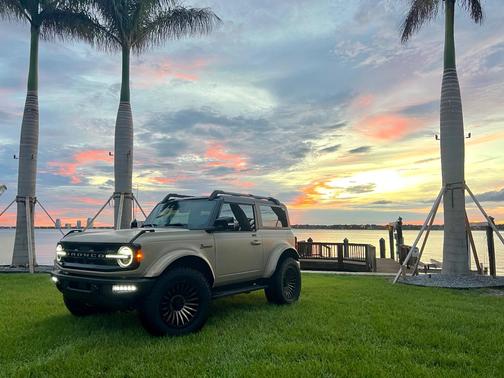 Black 2023 Ford Bronco Outer Banks