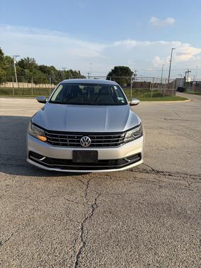 Silver 2017 Volkswagen Passat 1.8T S