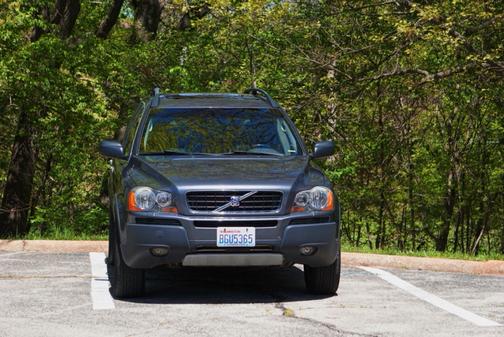 Gray 2005 Volvo XC90 2.5T