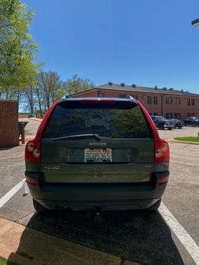 Gray 2005 Volvo XC90 2.5T
