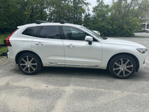 2021 Volvo XC60 T6 Inscription