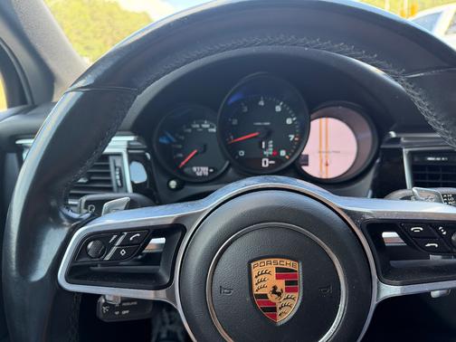 Black 2017 Porsche Macan Macan