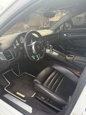2012 Porsche Panamera Panamera Turbo