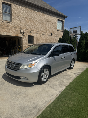 Silver 2013 Honda Odyssey Touring Elite