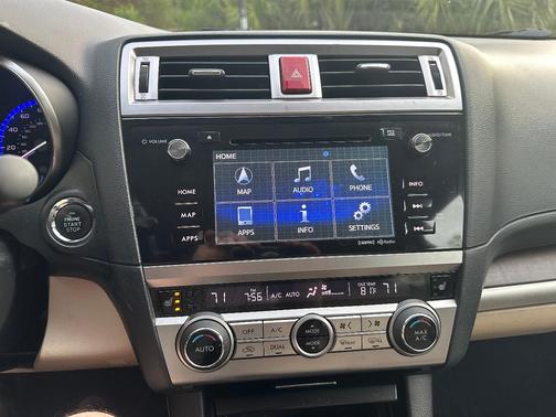 Green 2016 Subaru Outback 3.6R Limited
