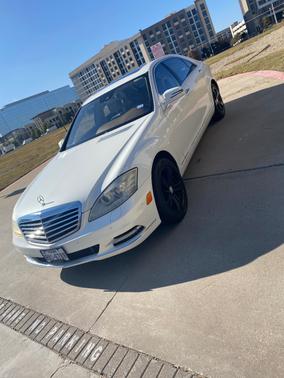 2010 Mercedes-Benz S-Class S 550