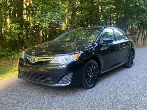 Black 2012 Toyota Camry LE