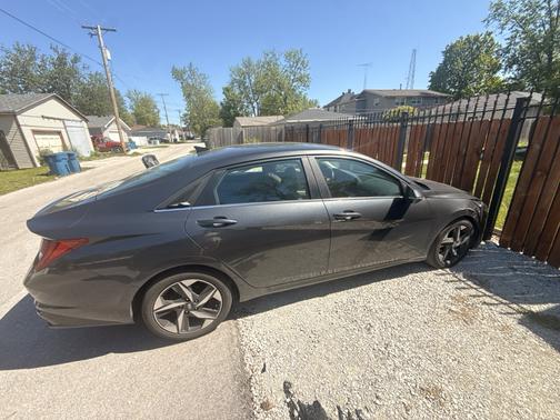 Beige 2021 Hyundai ELANTRA Limited