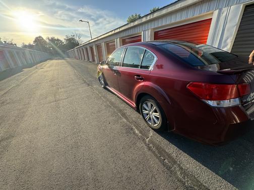 2011 Subaru Legacy 2.5 i Premium