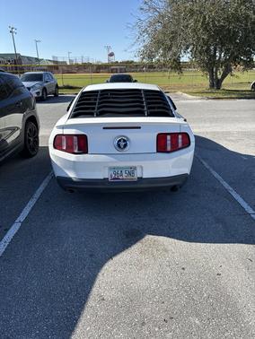 2011 Ford Mustang V6
