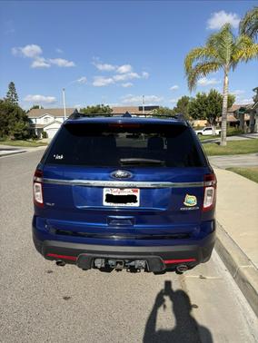 Blue 2014 Ford Explorer XLT
