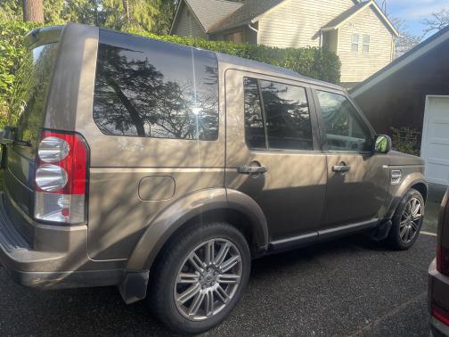 2010 Land Rover LR4 Base