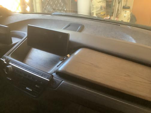 2017 BMW i3 94 Ah w/Range Extender