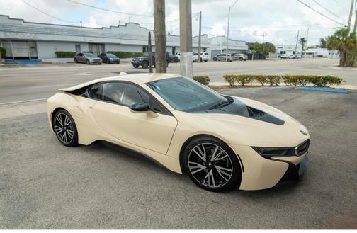 2015 BMW i8 Base