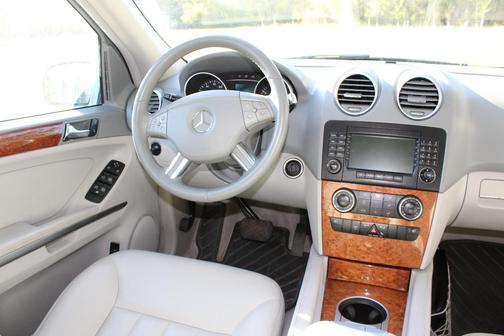 Silver 2007 Mercedes-Benz M-Class ML 350 4MATIC