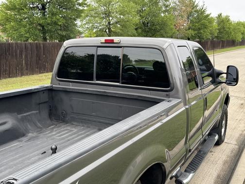 Gray 2002 Ford F-250 XL SuperCab Super Duty