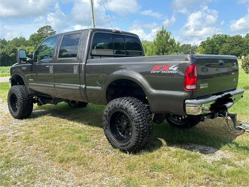 2005 Ford F-250 XLT Crew Cab Super Duty