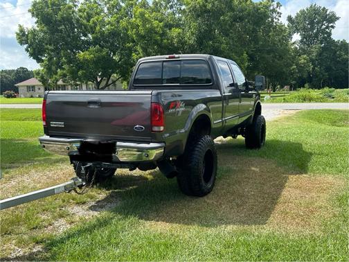 2005 Ford F-250 XLT Crew Cab Super Duty