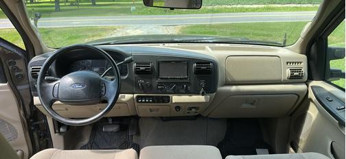 2005 Ford F-250 XLT Crew Cab Super Duty